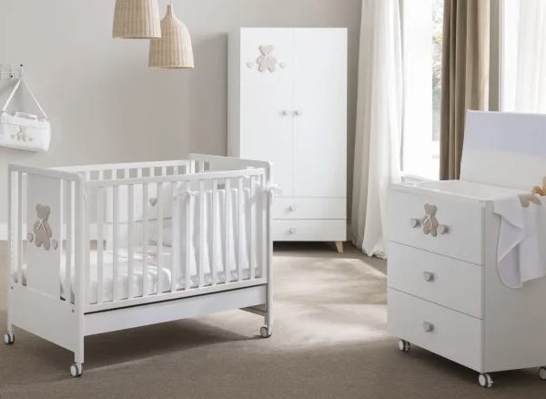 Camera Bebe Ballu 3 piese - pătuț cosleeping , saltea Cocos si comoda cu cădiță si salteluta de înfășat